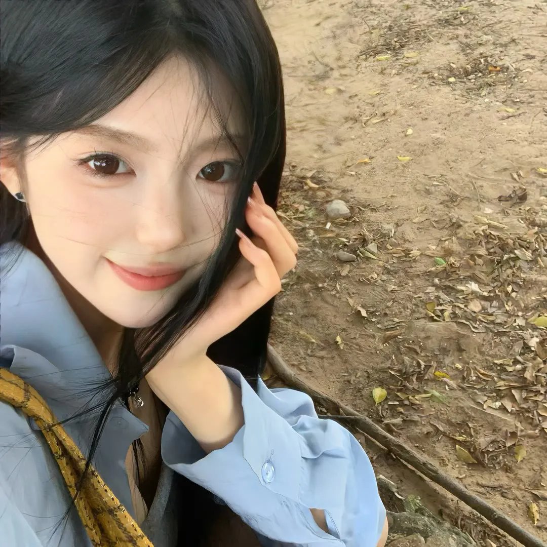 早餐时女歌迷快闪